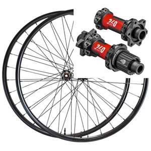 COPPIA DI RUOTE DUKE LUCKY JACK SLS4 28 - 26 / DT SWISS 240 IS SP MICROSPLINE